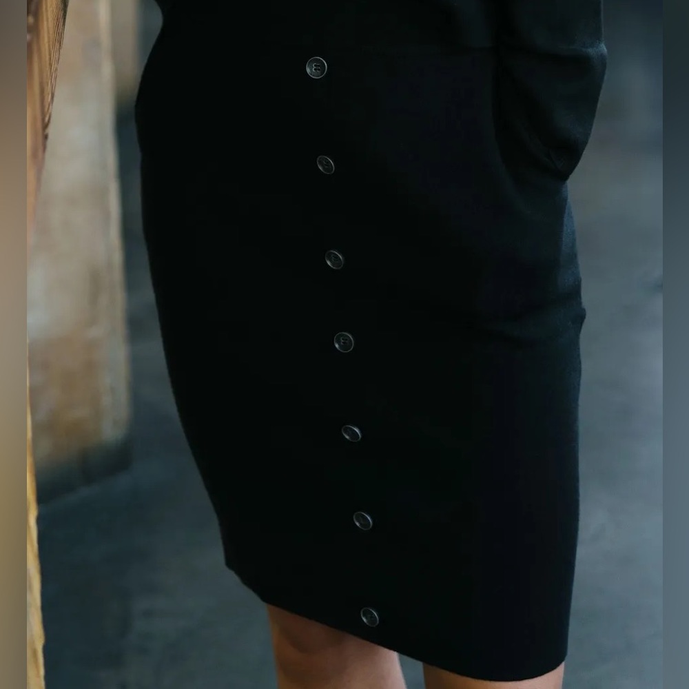 Zyia Tribeca Skirt Black